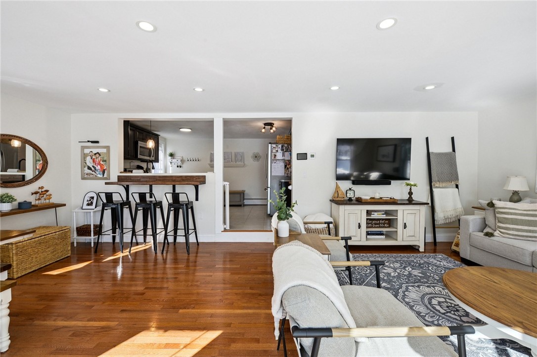 27 Linwood Road Cumberland, RI 02864 - Photo 10 of 33