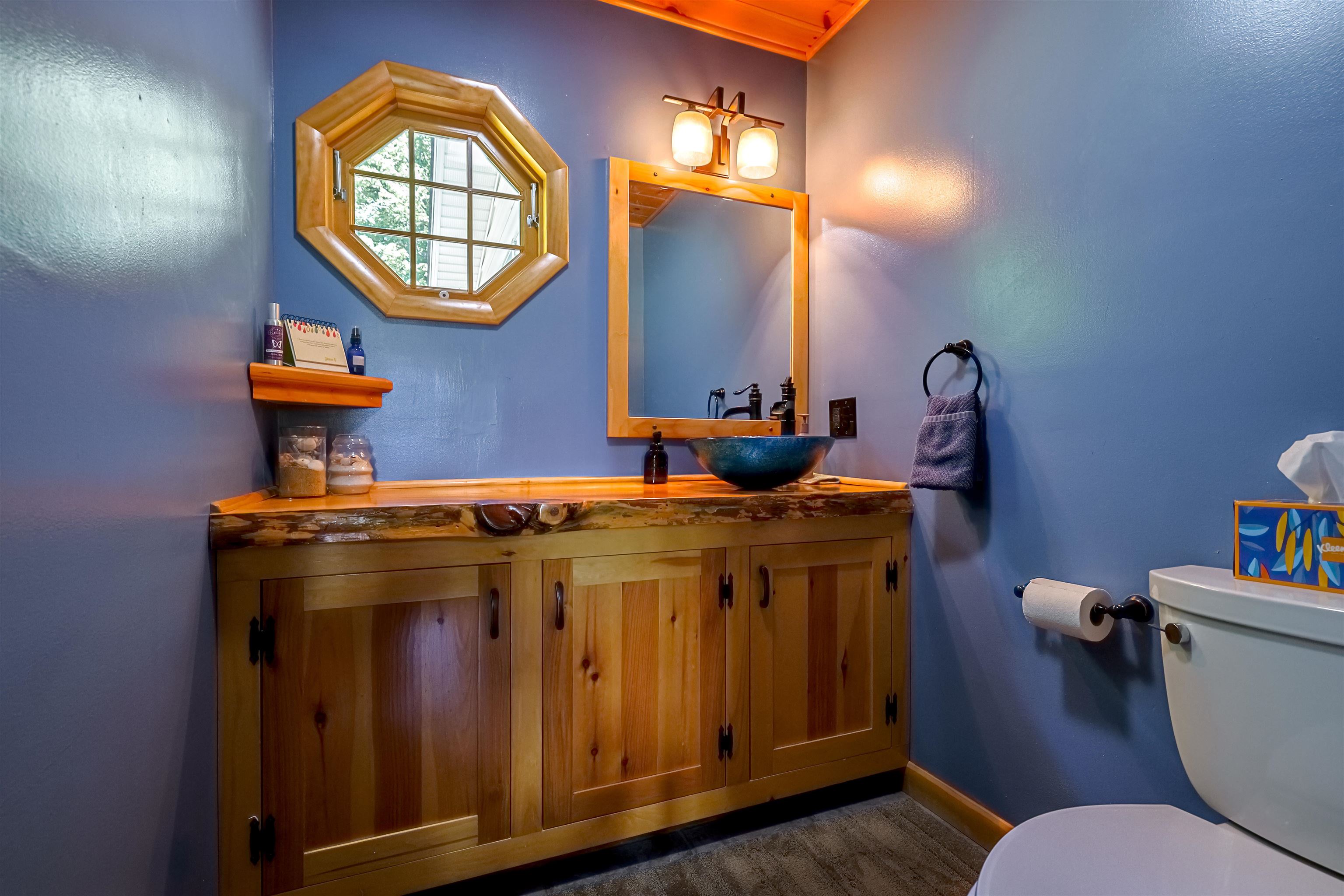 34 Cabot Road Merrimack, NH 03054 - Photo 9 of 35 Gallery Image 9