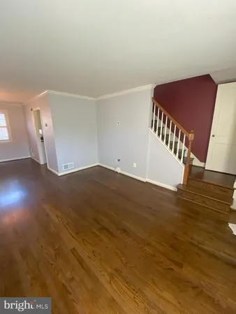 $4,295 | 22 Mt Vernon Avenue, Alexandria, VA 22301