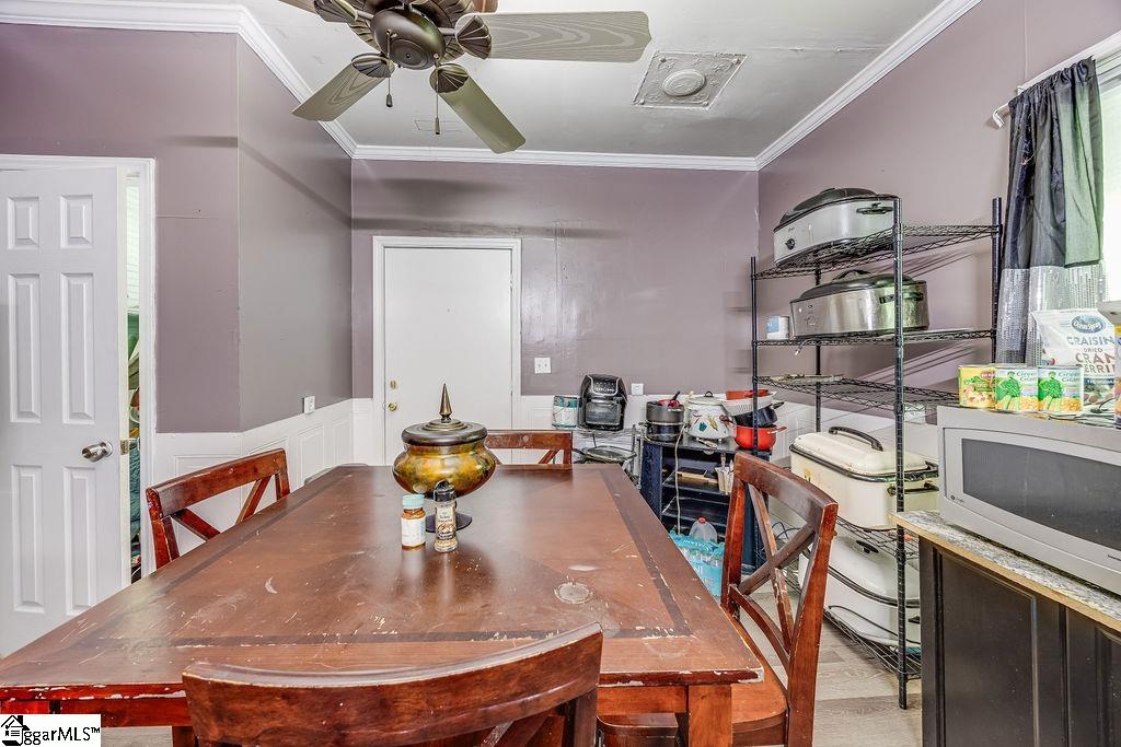 46 Peachtree Street Clinton, SC 29325 - Photo 8 of 20