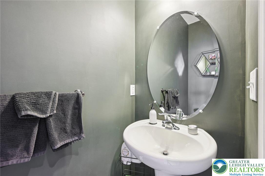 3985 Mink Road Emmaus, PA 18049 - Photo 18 of 45 Gallery Image 18
