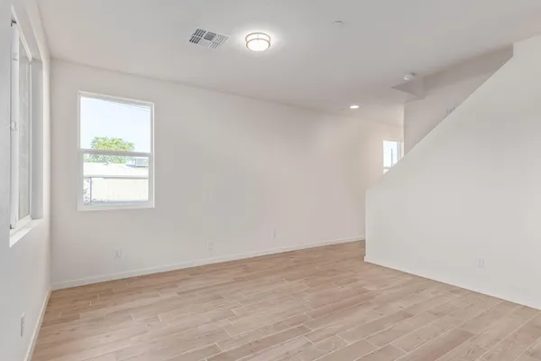 $2,290 | 3010 East Yale Street, Phoenix, AZ 85008