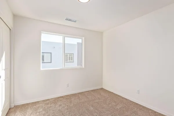 $2,290 | 3010 East Yale Street, Phoenix, AZ 85008