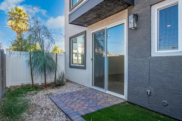 $2,290 | 3010 East Yale Street, Phoenix, AZ 85008