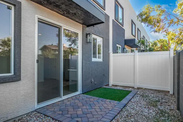 $2,290 | 3010 East Yale Street, Phoenix, AZ 85008