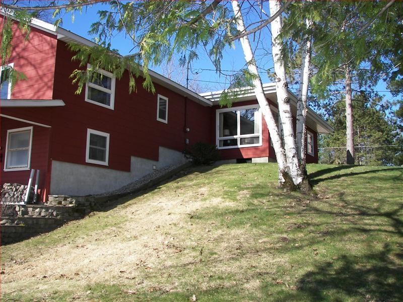 218 Bass Lake Road Traverse City, MI 49685 - Photo 7 of 26 1787258-6.JPG