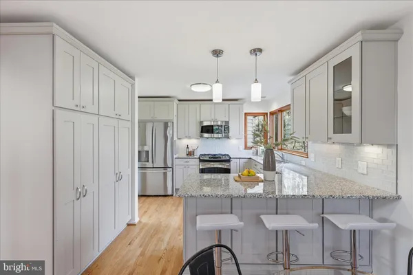 $1,350,000 | 11574 Lake Newport Road, Reston, VA 20194