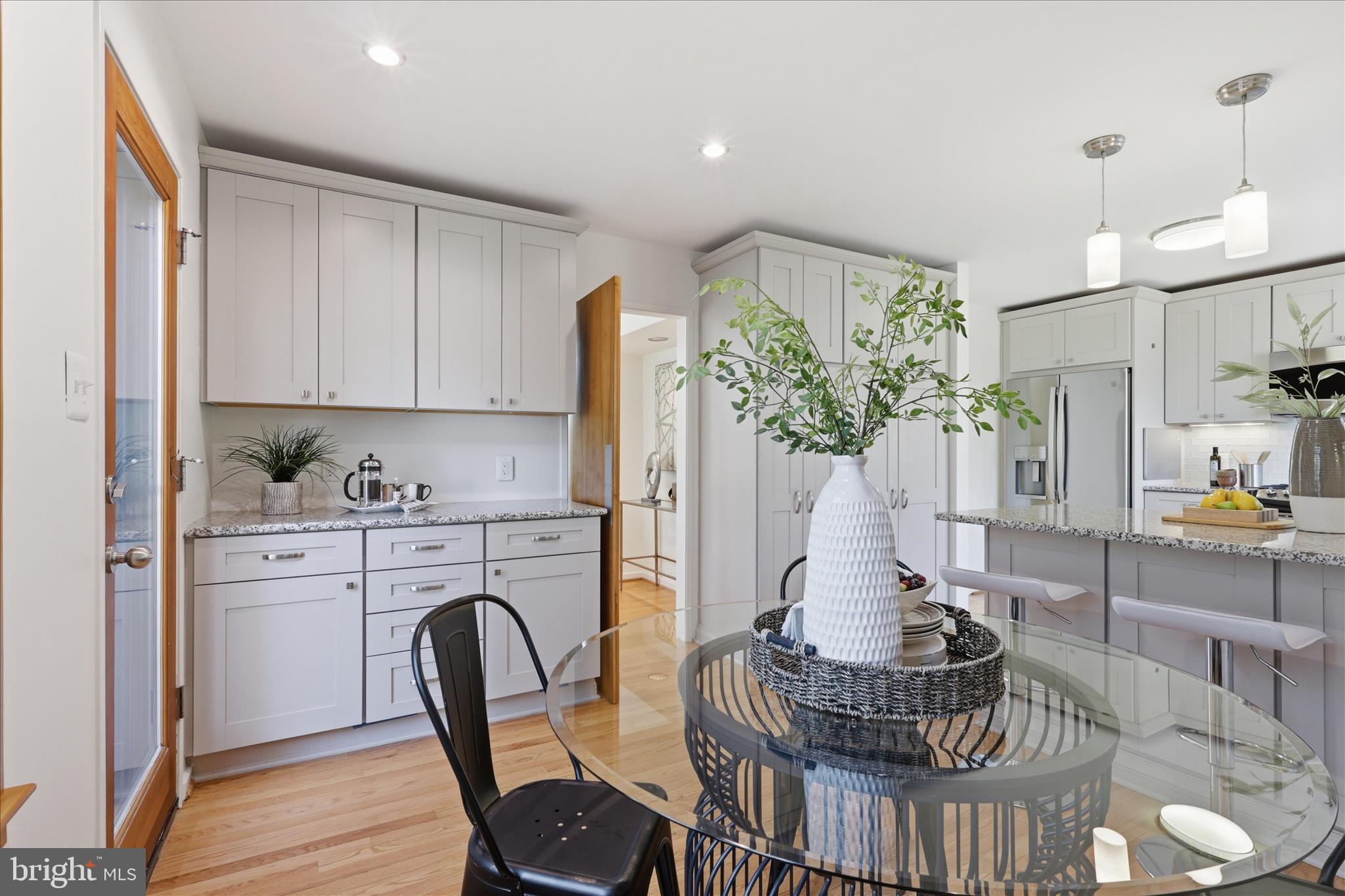 11574 Lake Newport Road Reston, VA 20194 - Photo 27 of 63