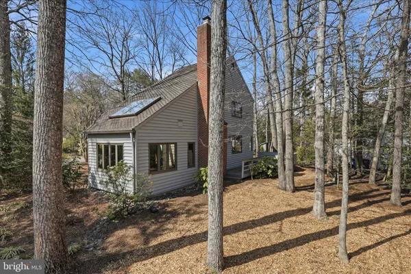 $1,350,000 | 11574 Lake Newport Road, Reston, VA 20194