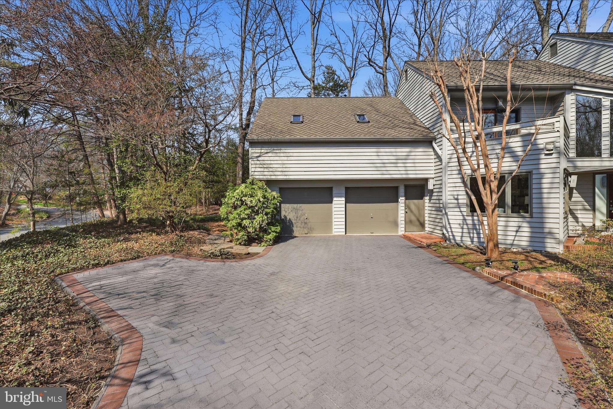 11574 Lake Newport Road Reston, VA 20194 - Photo 10 of 63