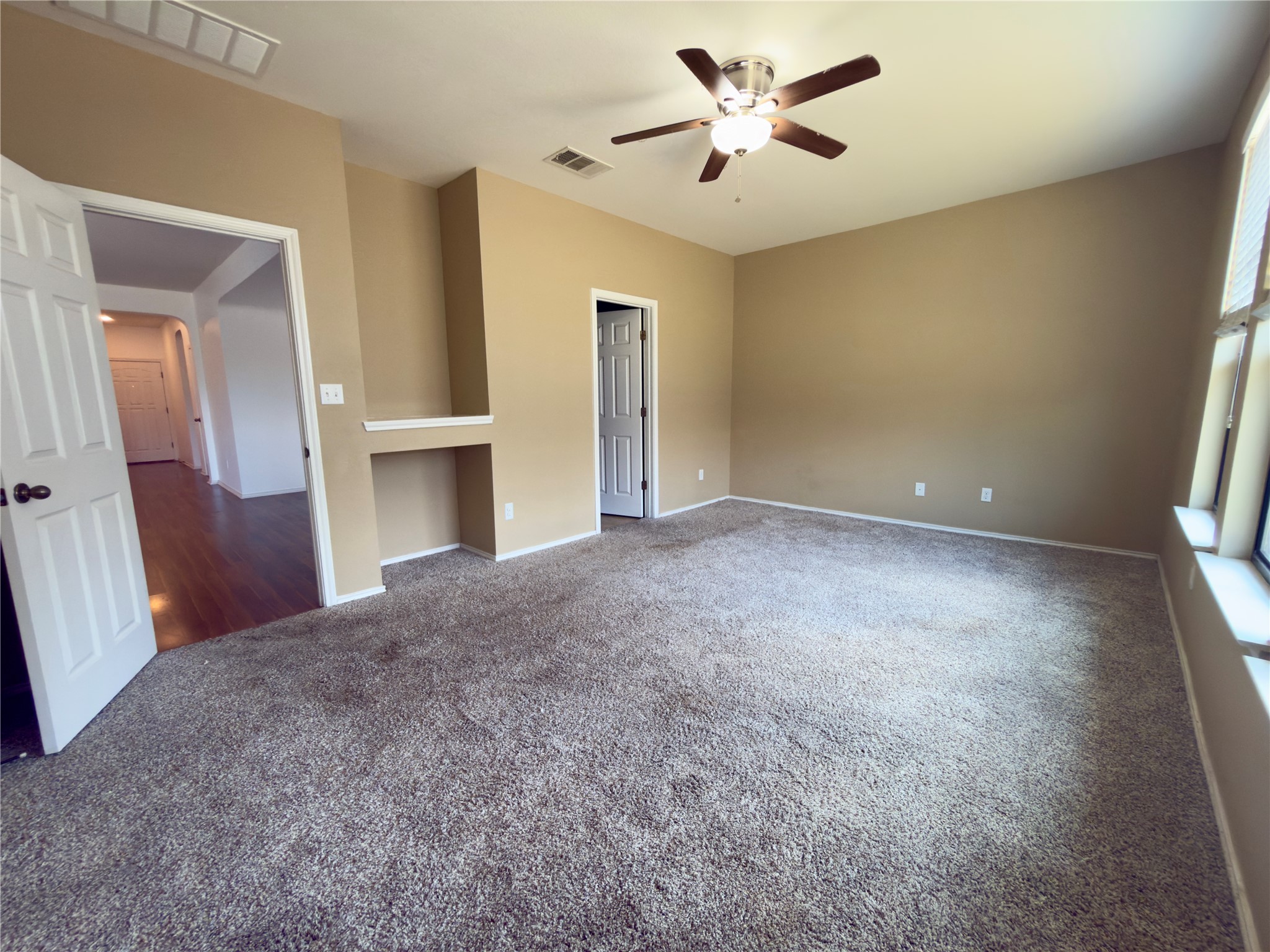 825 Watson Way Pflugerville, TX 78660 - Photo 9 of 20