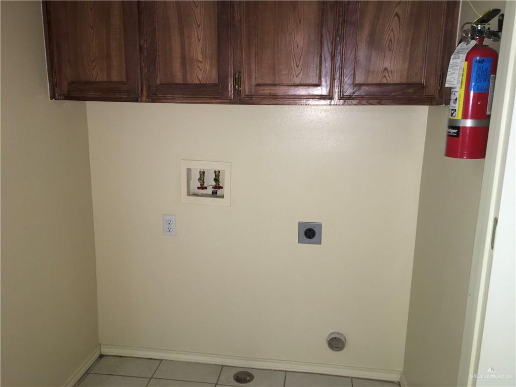 2002 Angus Street, Unit B Mission, TX 78572 - Photo 5 of 9