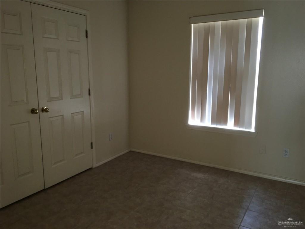 2002 Angus Street, Unit B Mission, TX 78572 - Photo 7 of 9