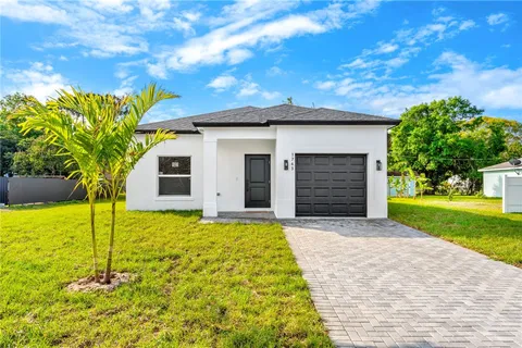 $345,000 | 1765 24th Street Southwest, Vero Beach, FL 32962