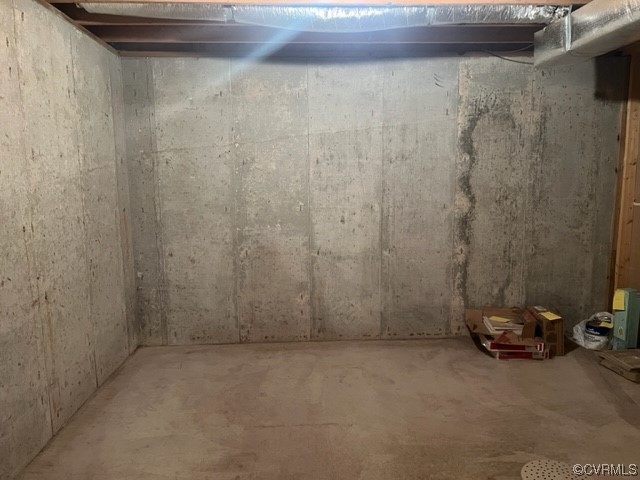 168 Hall Road Buckingham, VA 23921 - Photo 17 of 20 a view of a room