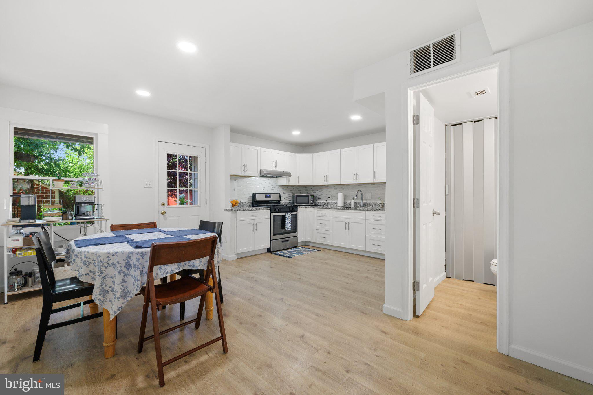 9232 Hood Road Manassas, VA 20110 - Photo 15 of 48 Gallery Image 15
