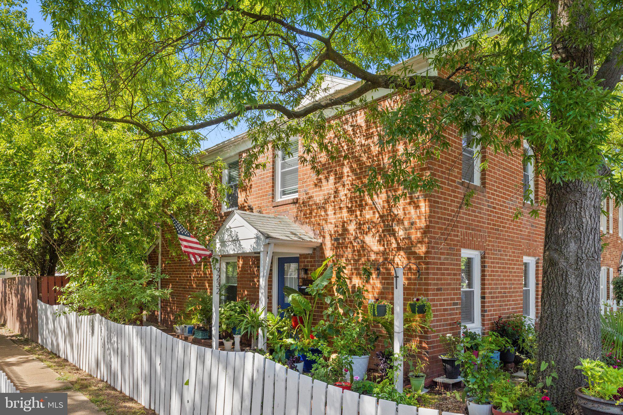 9232 Hood Road Manassas, VA 20110 - Photo 3 of 48 Gallery Image 3