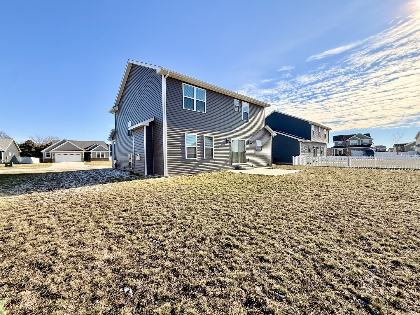 715 Rapp Drive Mahomet, IL 61853 - Photo 37 of 40 a front view of a house with a yard