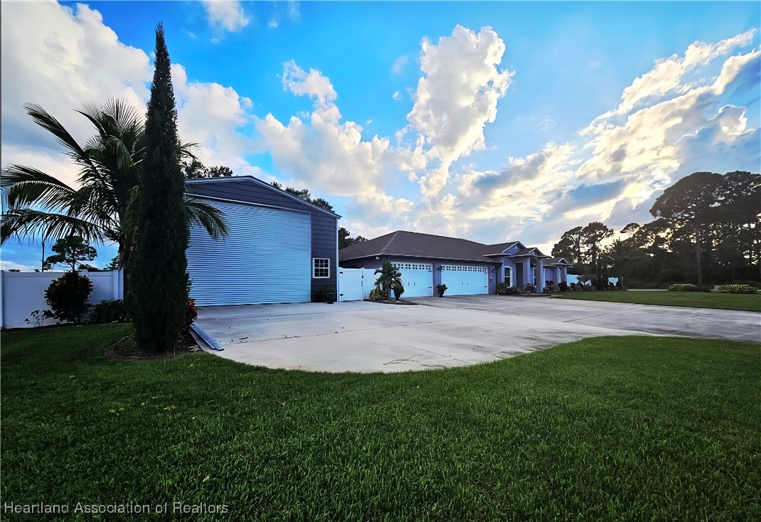 3631 Village Road Sebring, FL 33872 - Photo 1 of 46 Gallery Image 1