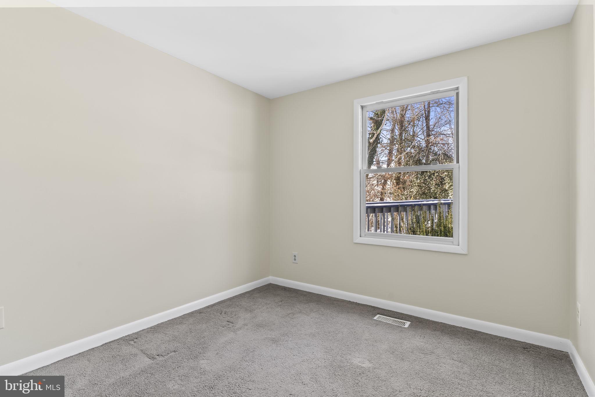 532 Shortbow Trail Lusby, MD 20657 - Photo 15 of 33 an empty room with a window