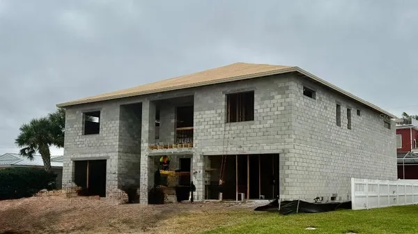 $2,550,000 | 104 18th Street, Belleair Beach, FL 33786