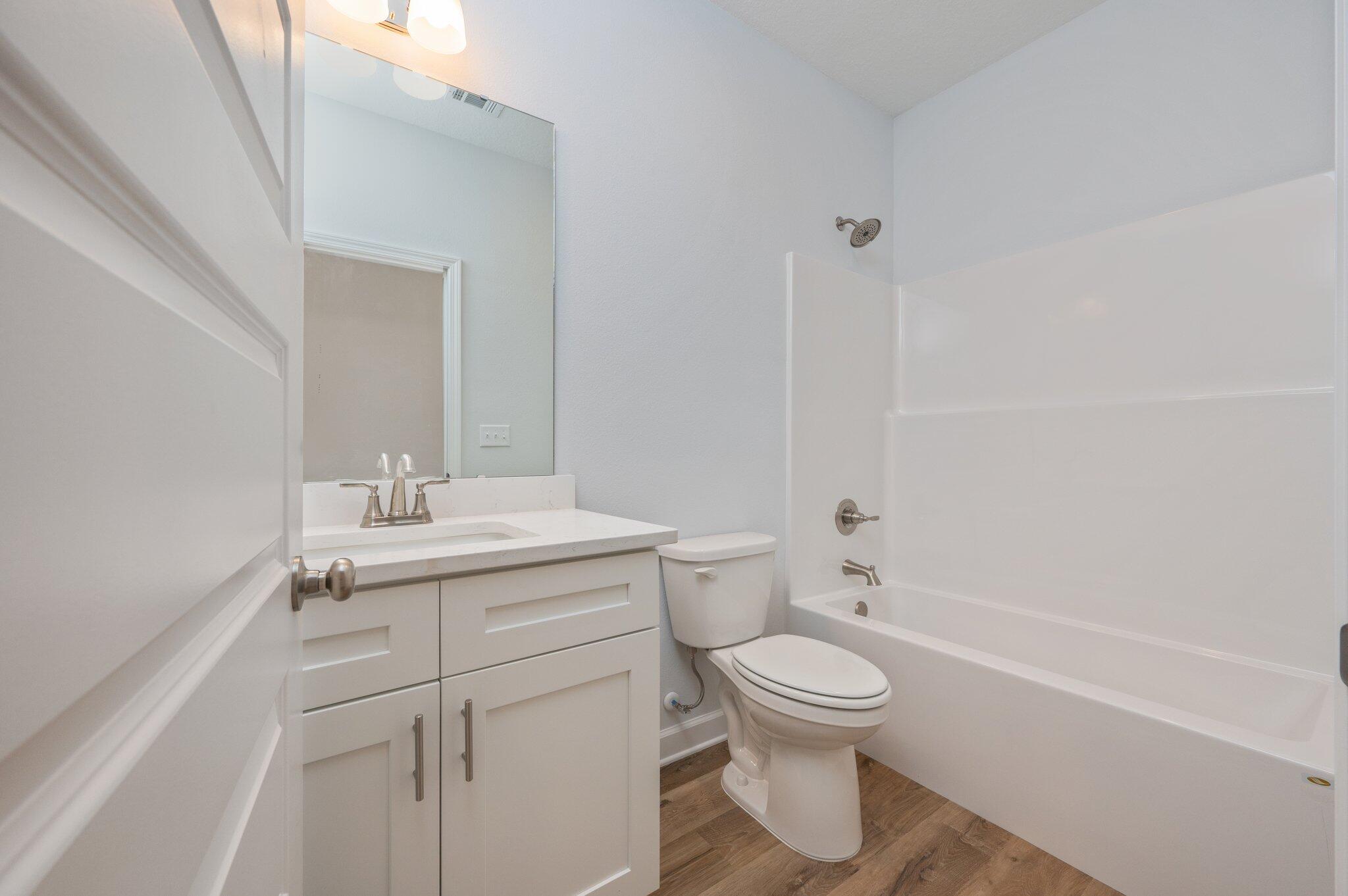 860 South Rayburn Street Crestview, FL 32539 - Photo 15 of 29 15