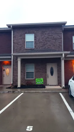 $1,250 | 550 Peachers Mill Road, Unit B5, Clarksville, TN 37042