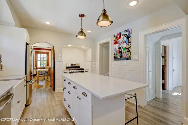 $6,900 | 570 North Edgemere Drive, Unit A, Allenhurst, NJ 07711