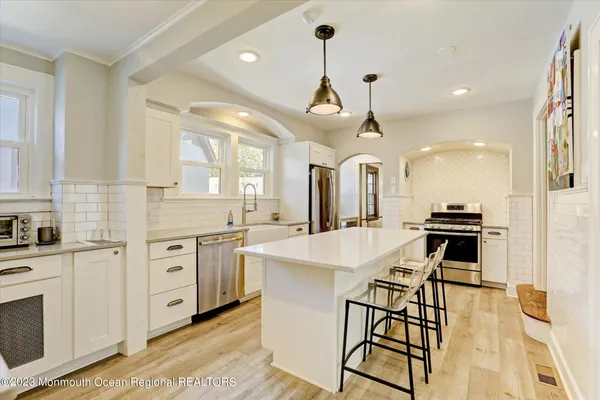 $6,900 | 570 North Edgemere Drive, Unit A, Allenhurst, NJ 07711