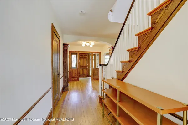 $6,900 | 570 North Edgemere Drive, Unit A, Allenhurst, NJ 07711