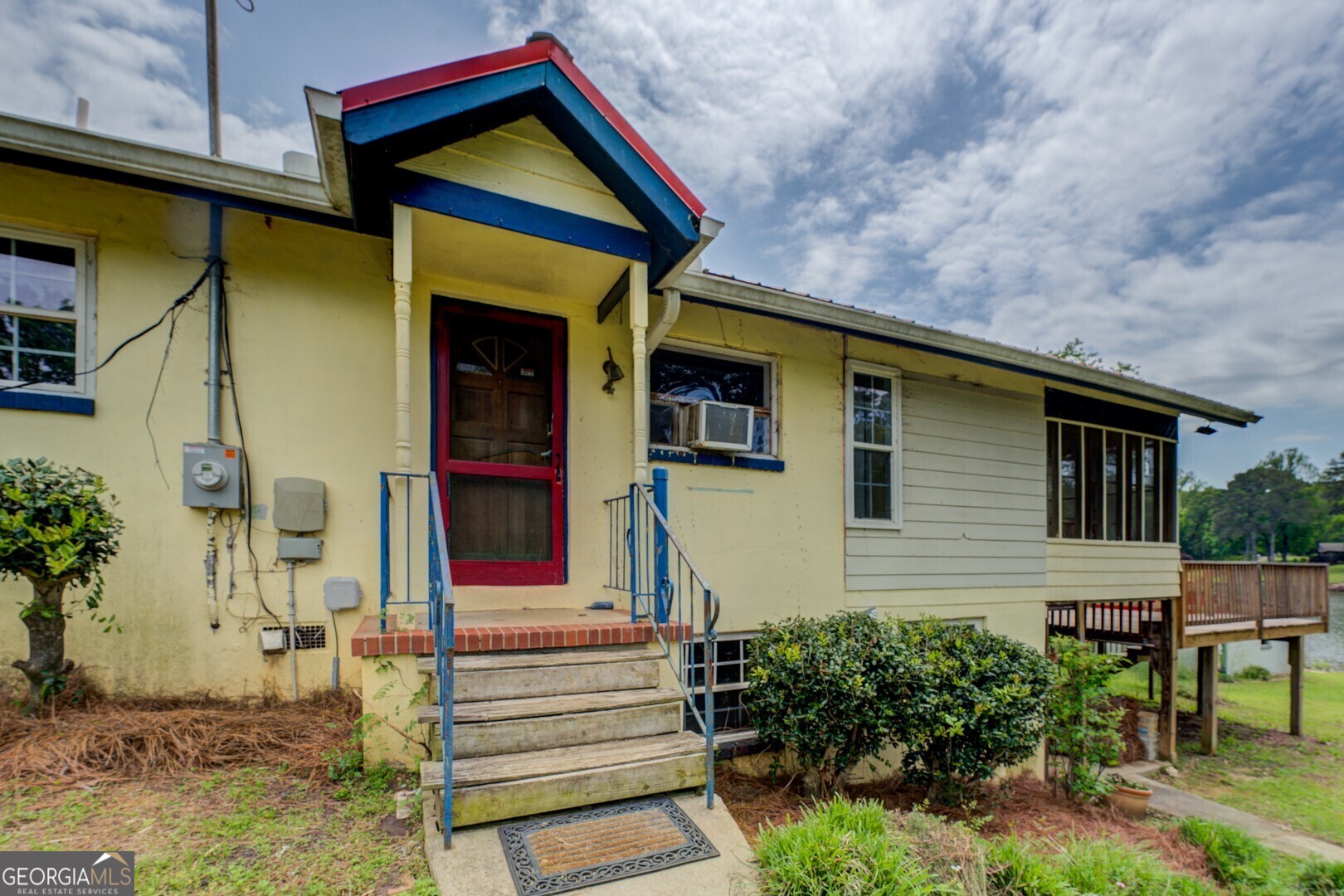 114 Mabry Road Jackson, GA 30233 - Photo 28 of 57 a front view of a house with a yard