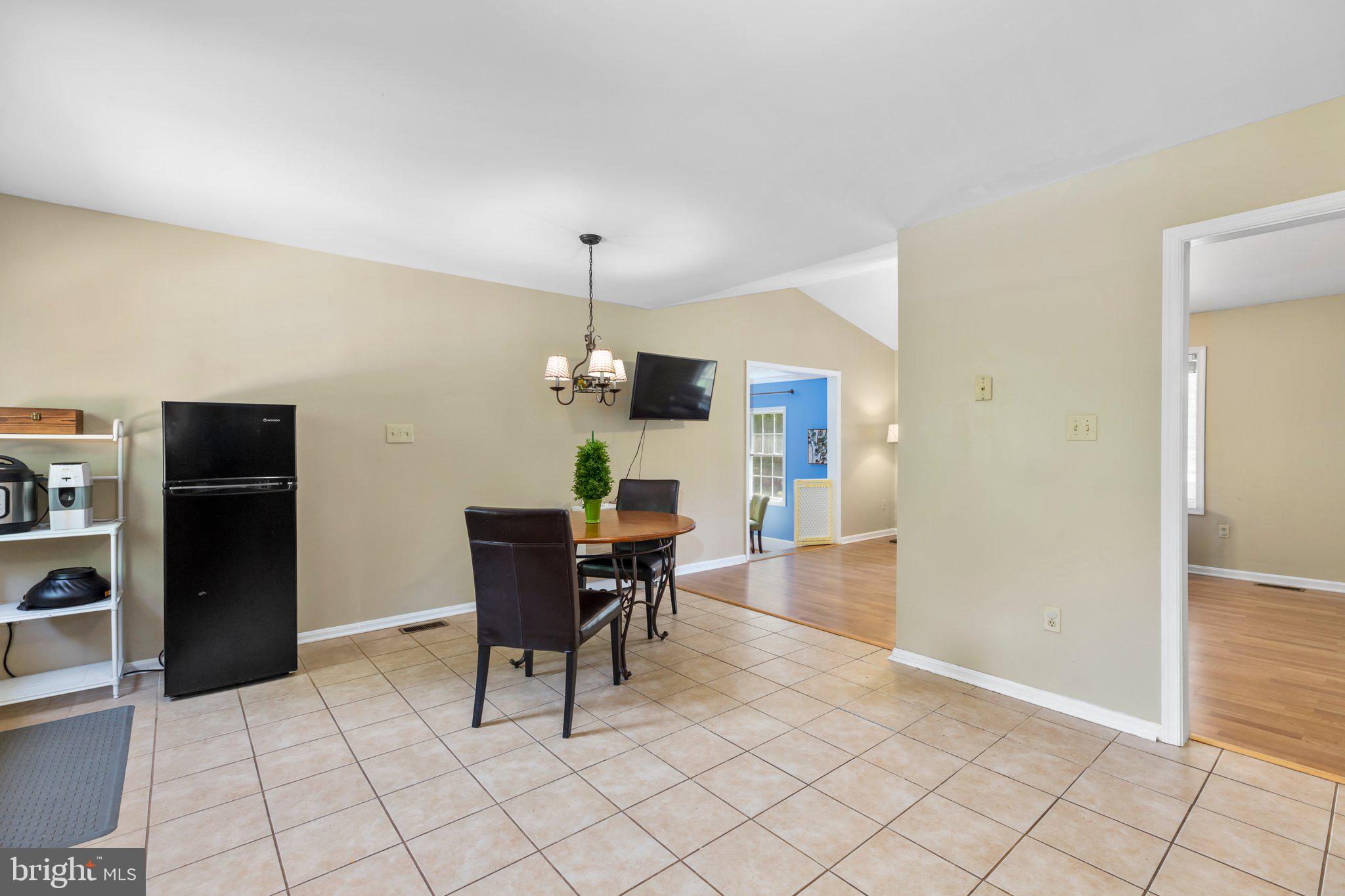 5550 Courtneys Corner Road Sumerduck, VA 22742 - Photo 12 of 49