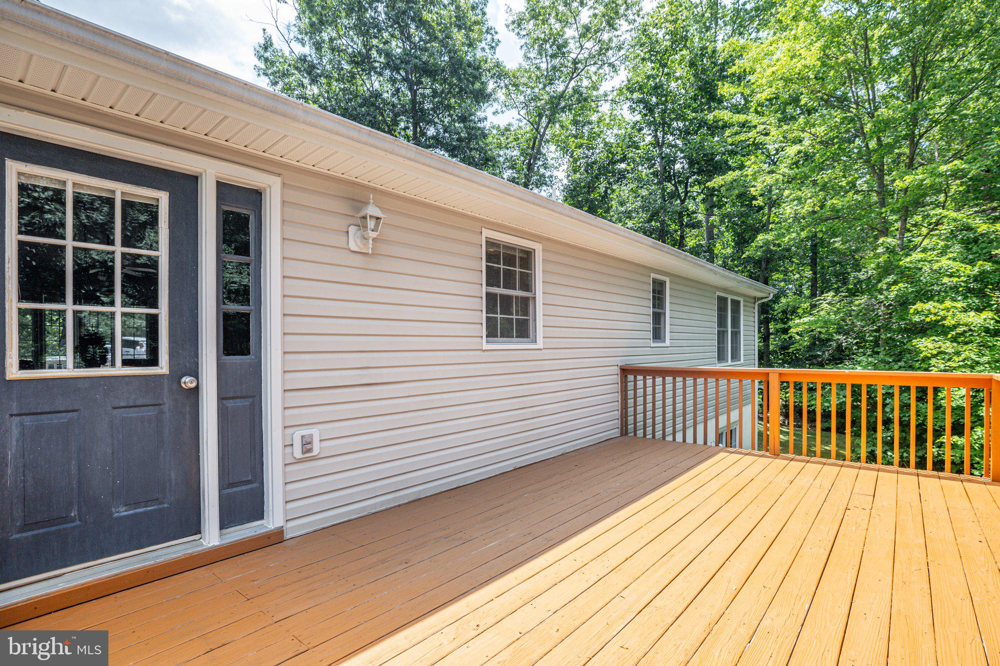 5550 Courtneys Corner Road Sumerduck, VA 22742 - Photo 15 of 49 Walk out to the Sundeck from the kitchen