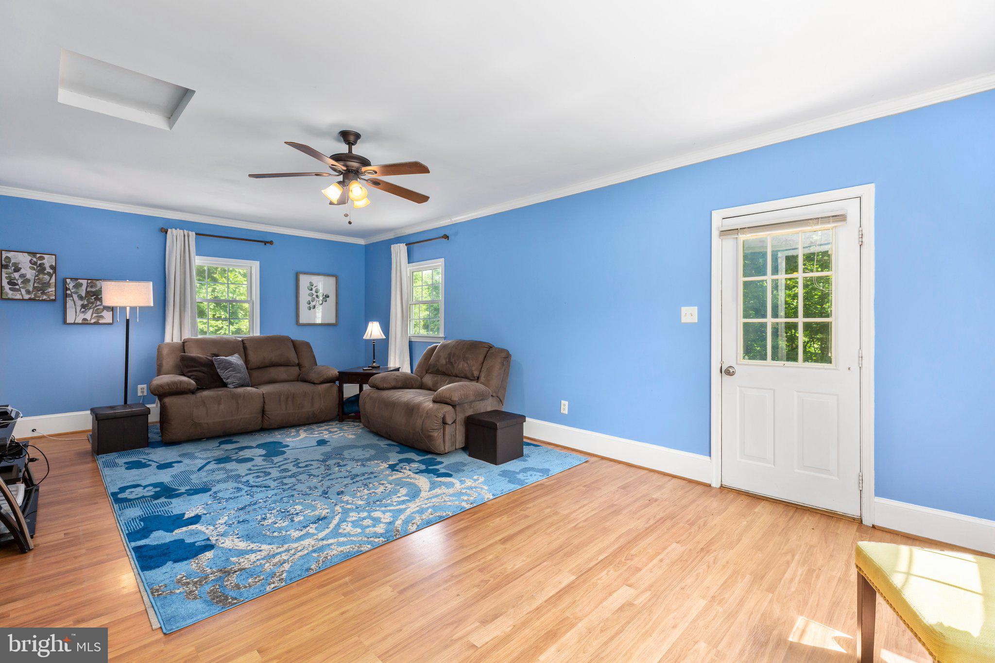 5550 Courtneys Corner Road Sumerduck, VA 22742 - Photo 18 of 49 Cozy space to hang out!