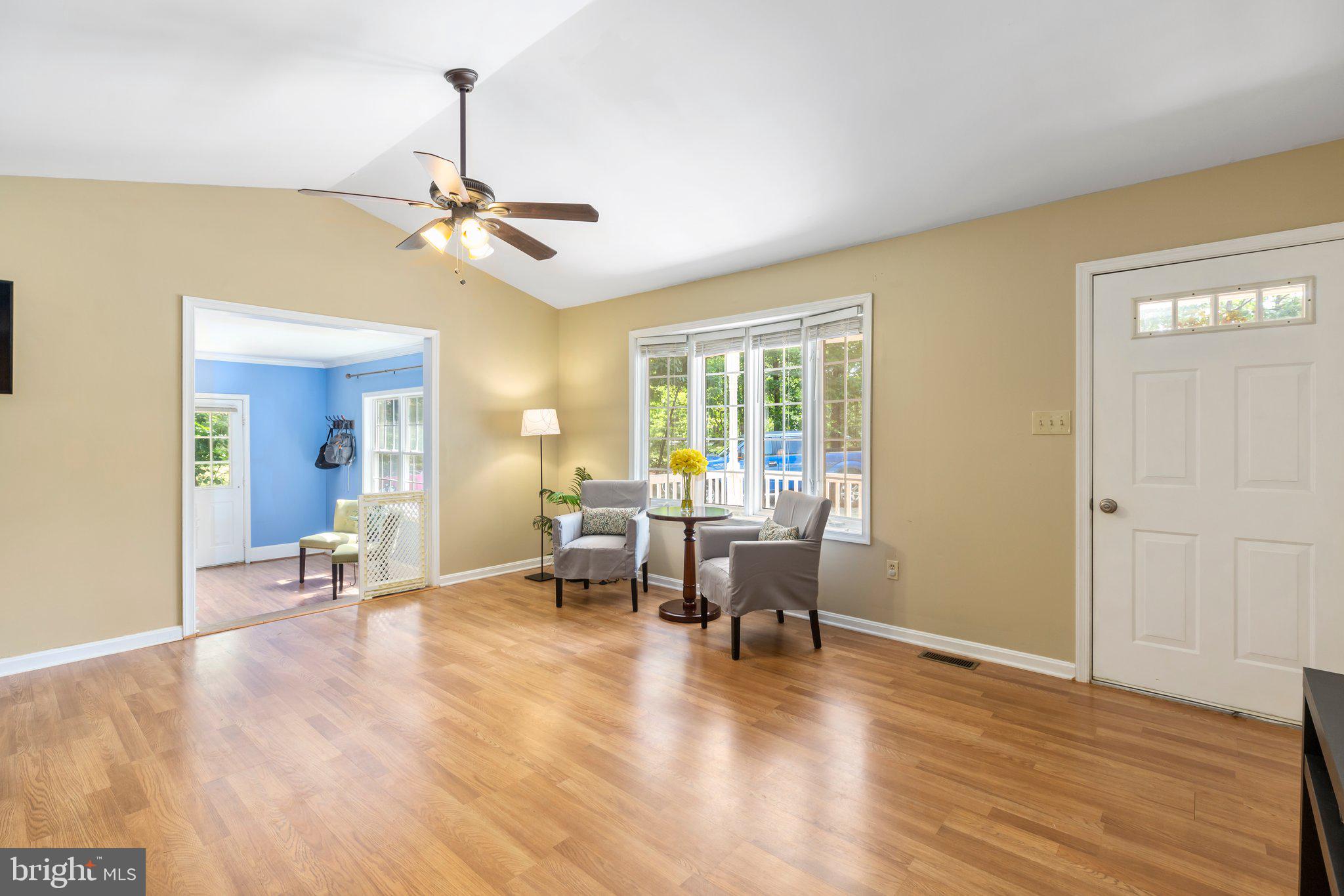5550 Courtneys Corner Road Sumerduck, VA 22742 - Photo 7 of 49 Vaulted ceilings
