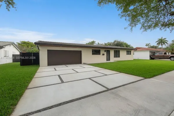 $959,900 | 14515 Mahogany Court, Miami Lakes, FL 33014