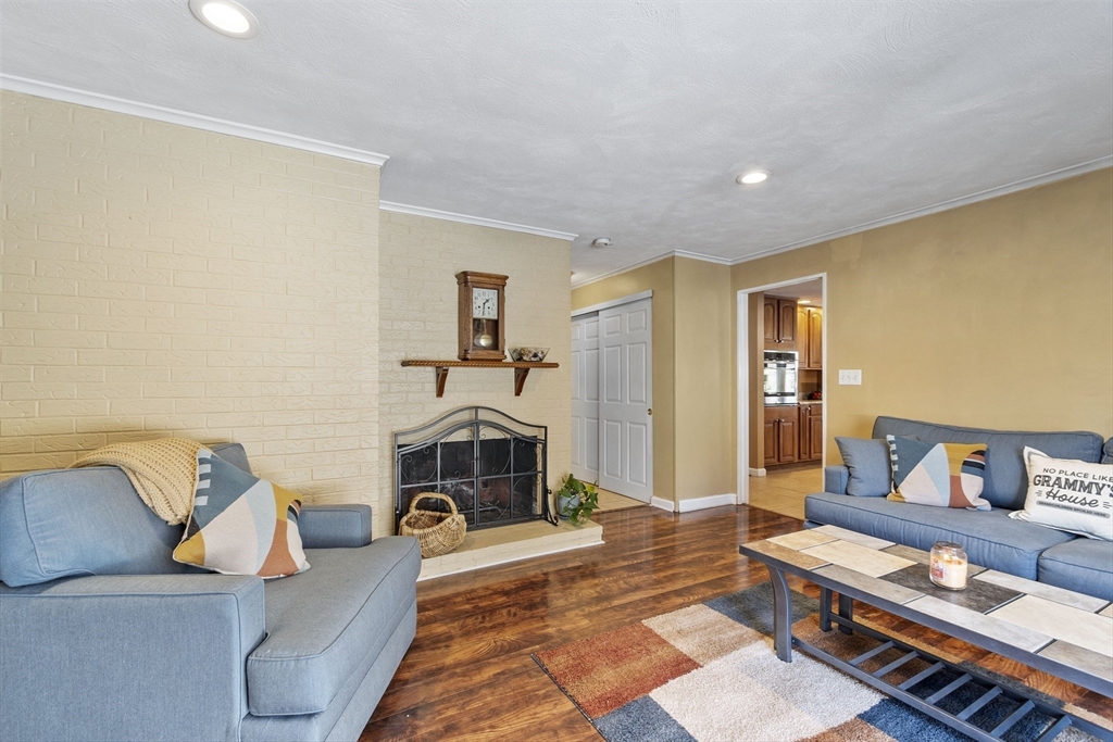 27 Donegal Road Peabody, MA 01960 - Photo 20 of 38 Gallery Image 20