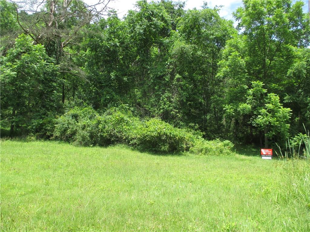 Lot Davis Davis Road Sewickley, PA 15143 - Photo 2 of 5
