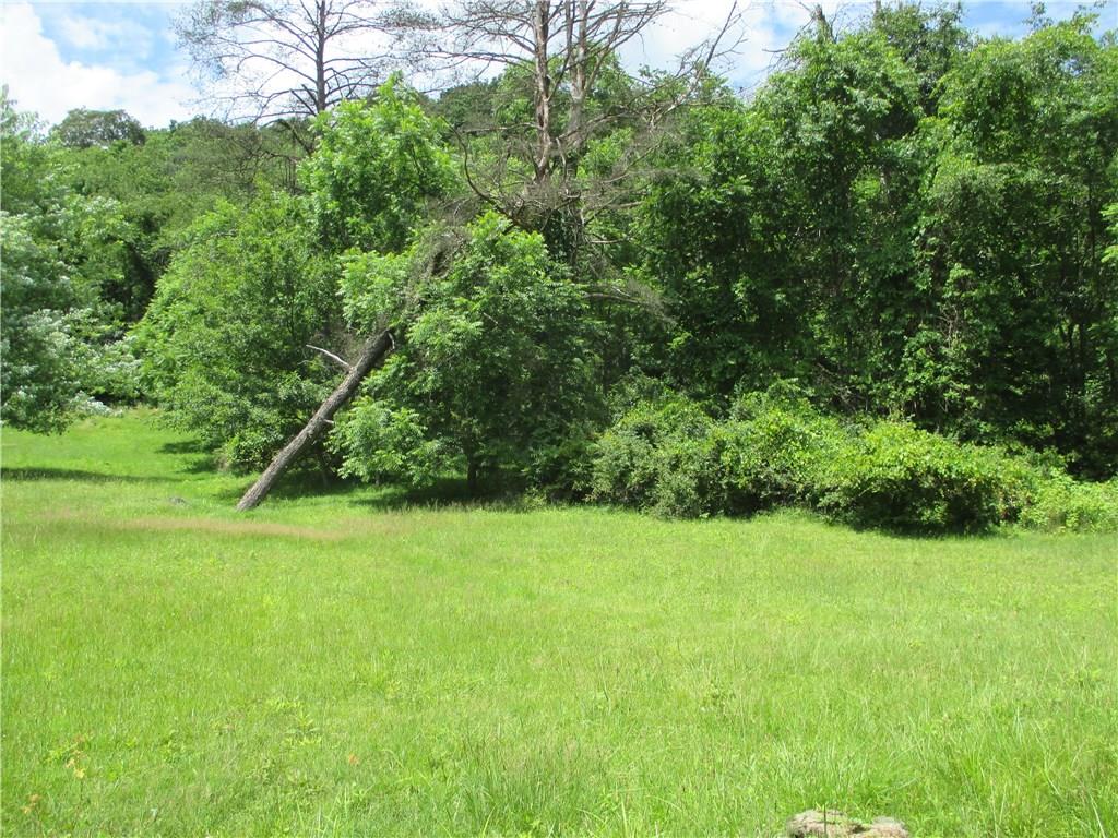 Lot Davis Davis Road Sewickley, PA 15143 - Photo 3 of 5