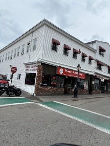 56 Dot's Lane Wareham, MA 02558 - Photo 27 of 28 a view of a food mall next to a building