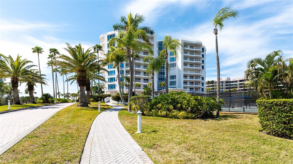 455 Longboat Club Road, Unit PH1 Longboat Key, FL 34228 - Photo 3 of 75 Gallery Image 3