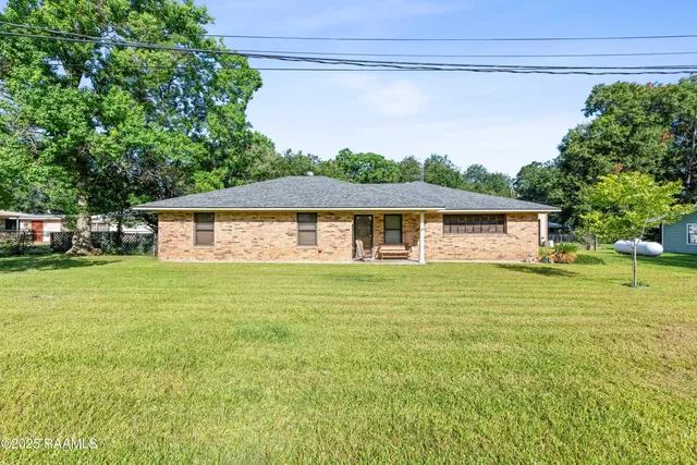 $155,000 | 1912 Mimosa Street, Abbeville, LA 70510