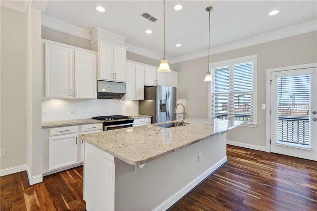 4290 Hadley Park Road Sugar Hill, GA 30024 - Photo 3 of 33