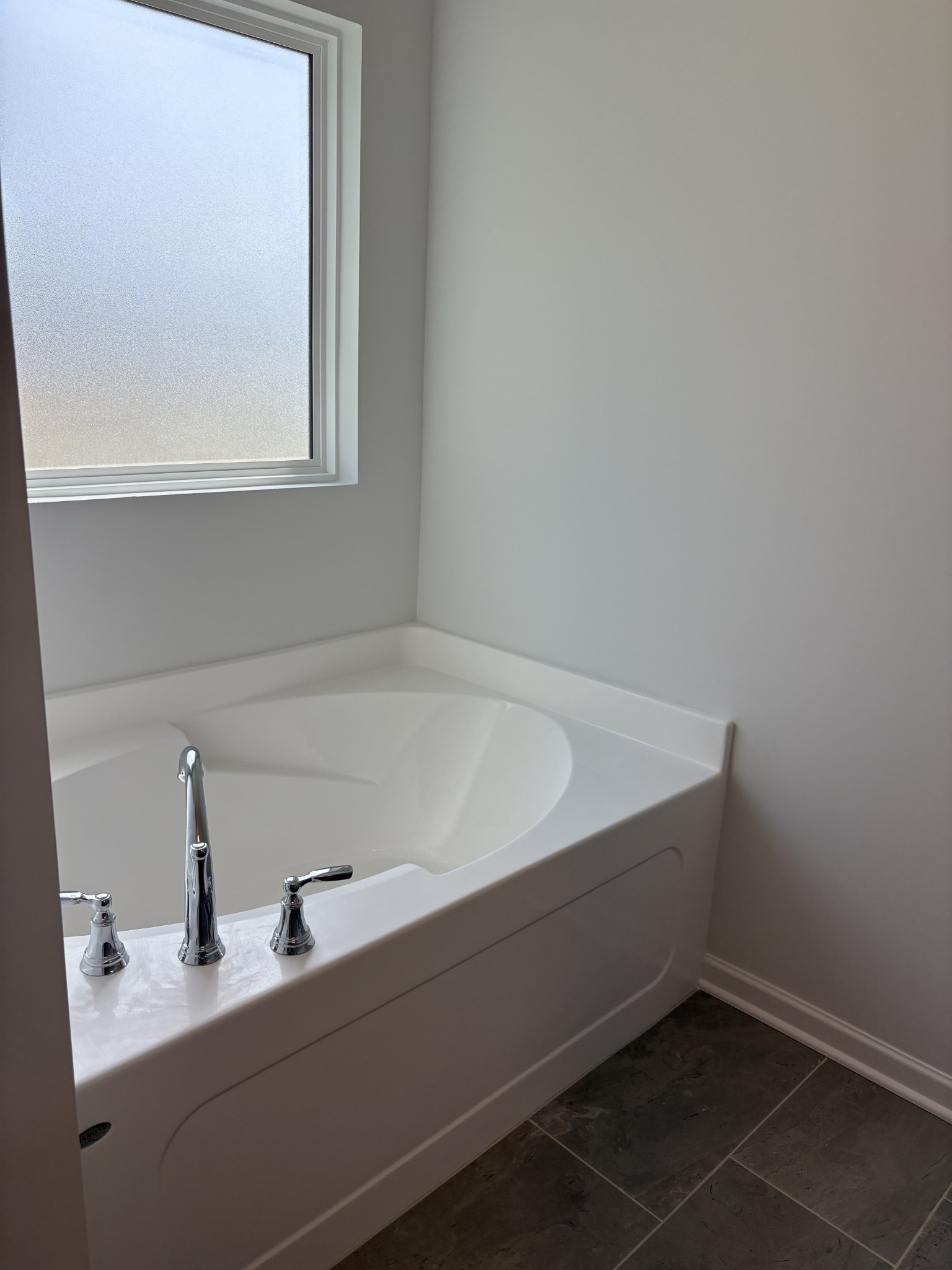 5730 Craven Lane Rockvale, TN 37153 - Photo 21 of 27 a bathroom with a bathtub and sink