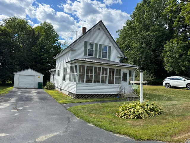 $185,000 | 8 Cottage Street, Guilford, ME 04443