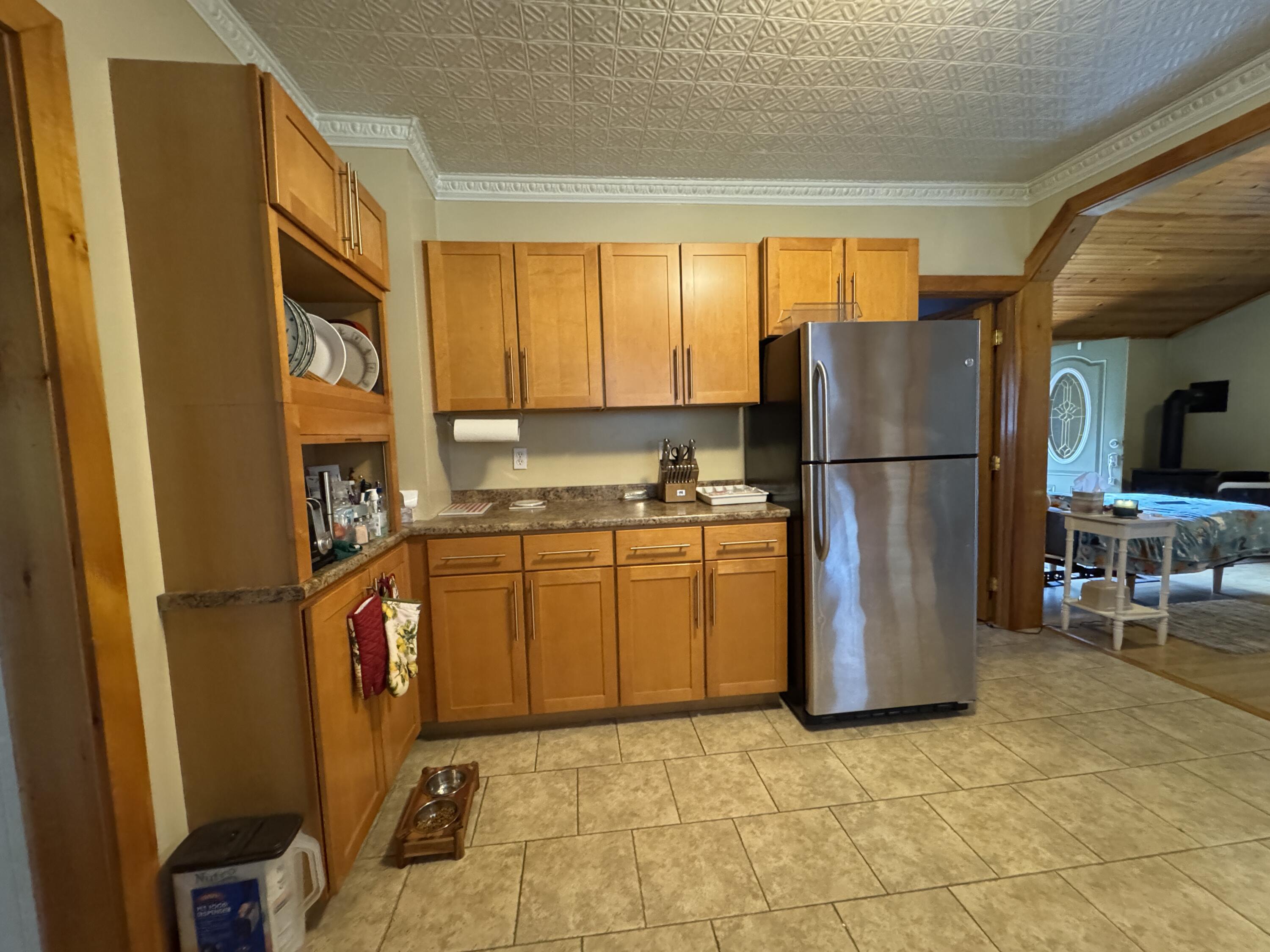 8 Cottage Street Guilford, ME 04443 - Photo 7 of 38 IMG_8498