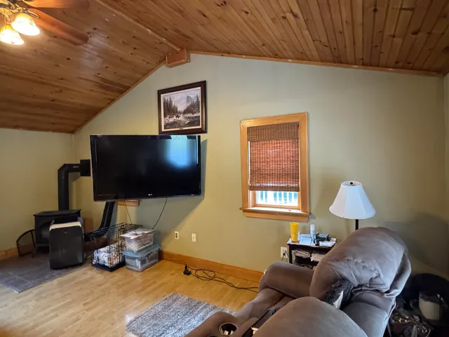 $185,000 | 8 Cottage Street, Guilford, ME 04443