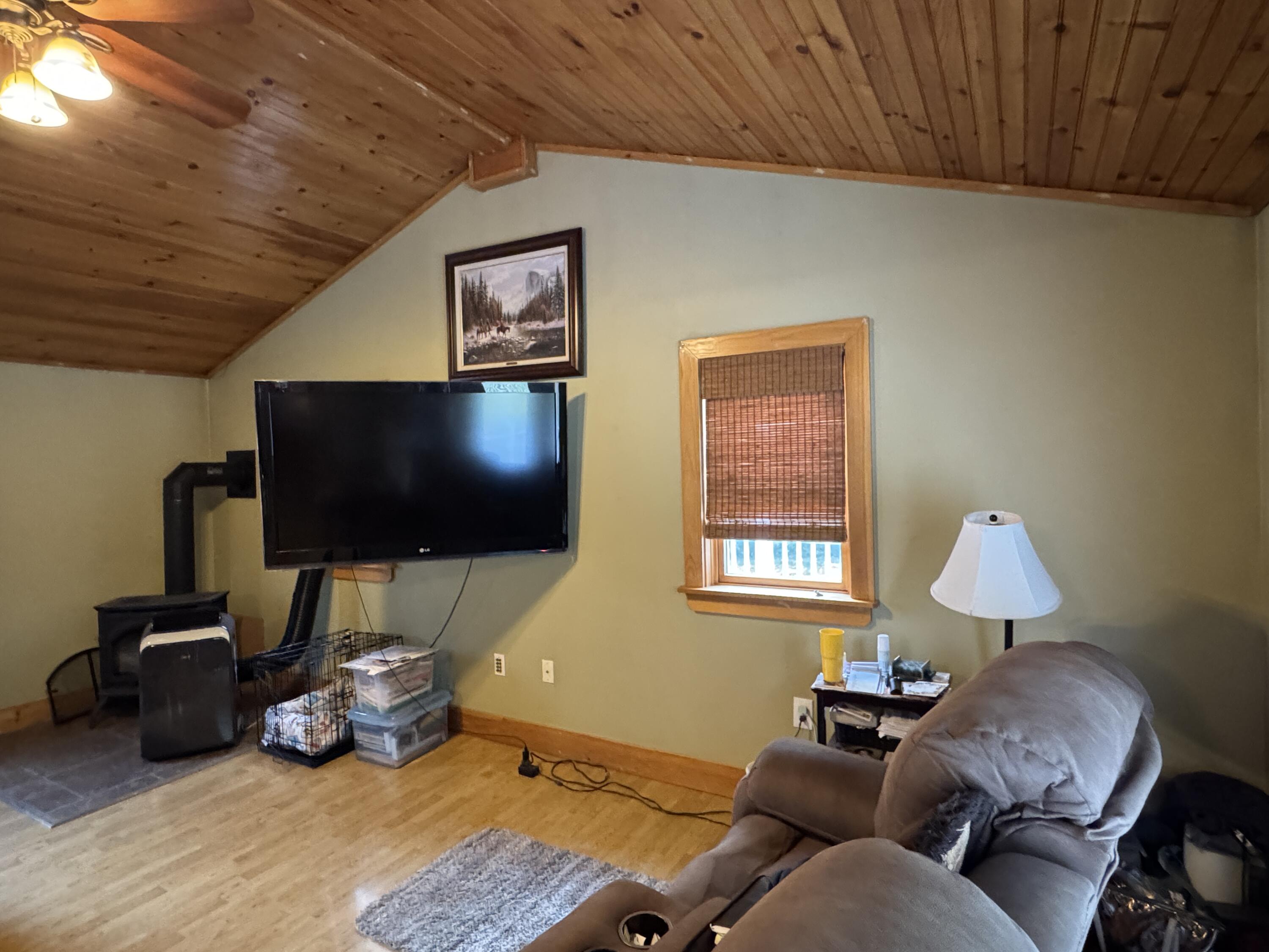 8 Cottage Street Guilford, ME 04443 - Photo 10 of 38 IMG_8508