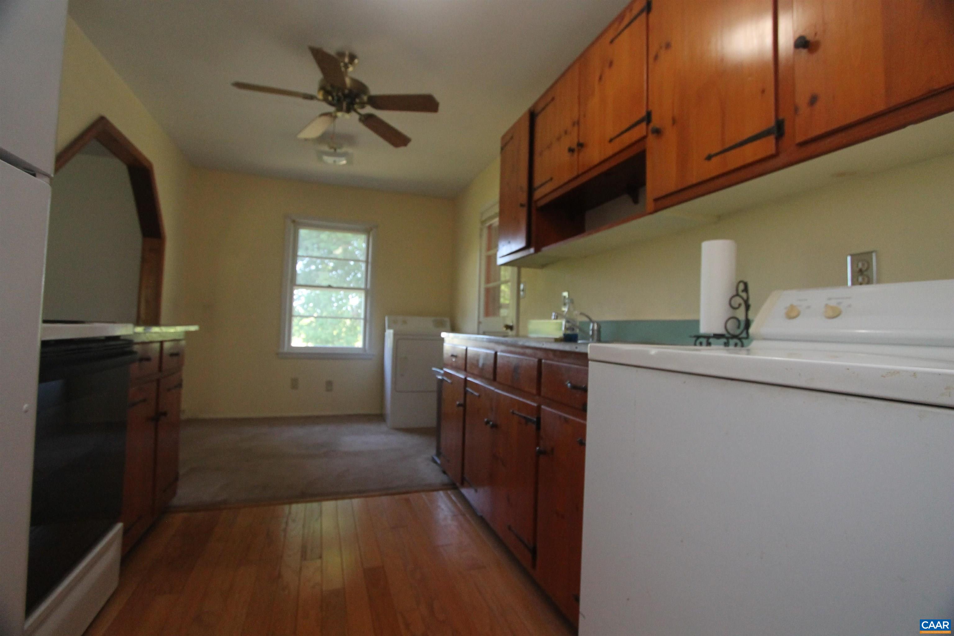 4480 A Stony Point Road Barboursville, VA 22923 - Photo 13 of 15