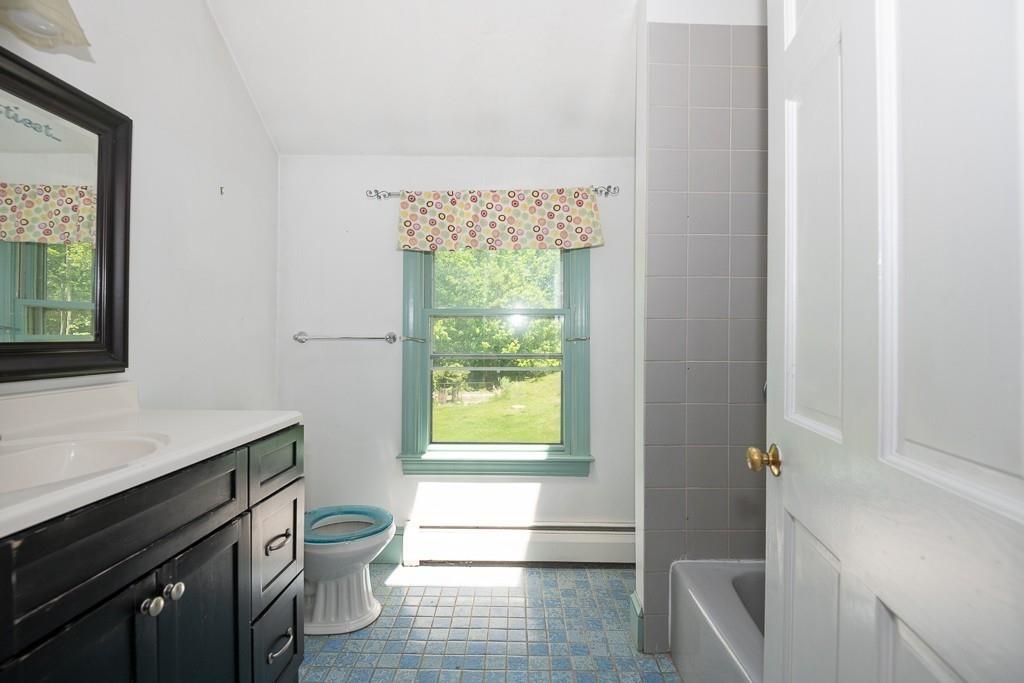 19 Chace Hill Road Sterling, MA 01564 - Photo 32 of 41